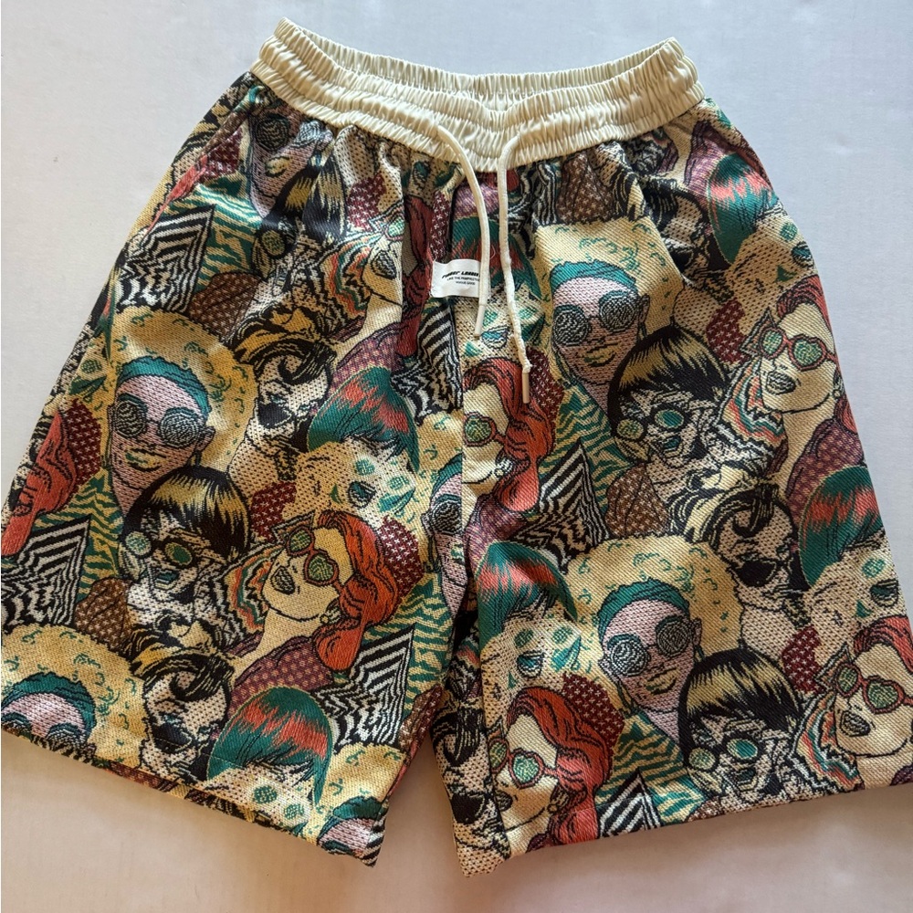 Unbranded 'Alot of Faces' Multicolored Elastic‎ Waist Shorts, 2X #1106